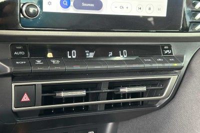 2025 Toyota Camry LE 4D Sedan
