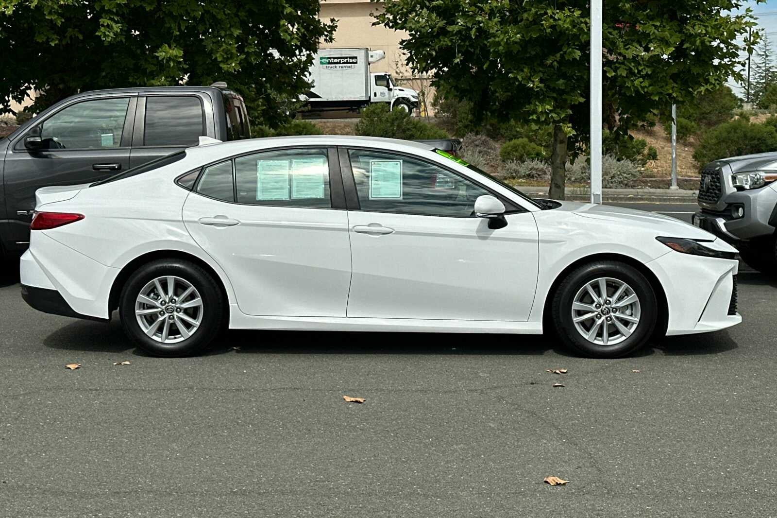 2025 Toyota Camry LE 4D Sedan