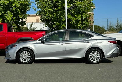 2025 Toyota Camry LE 4D Sedan