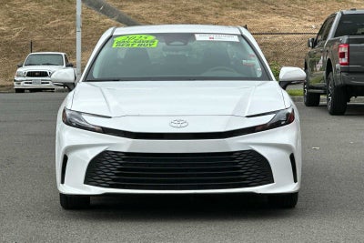 2025 Toyota Camry LE 4D Sedan