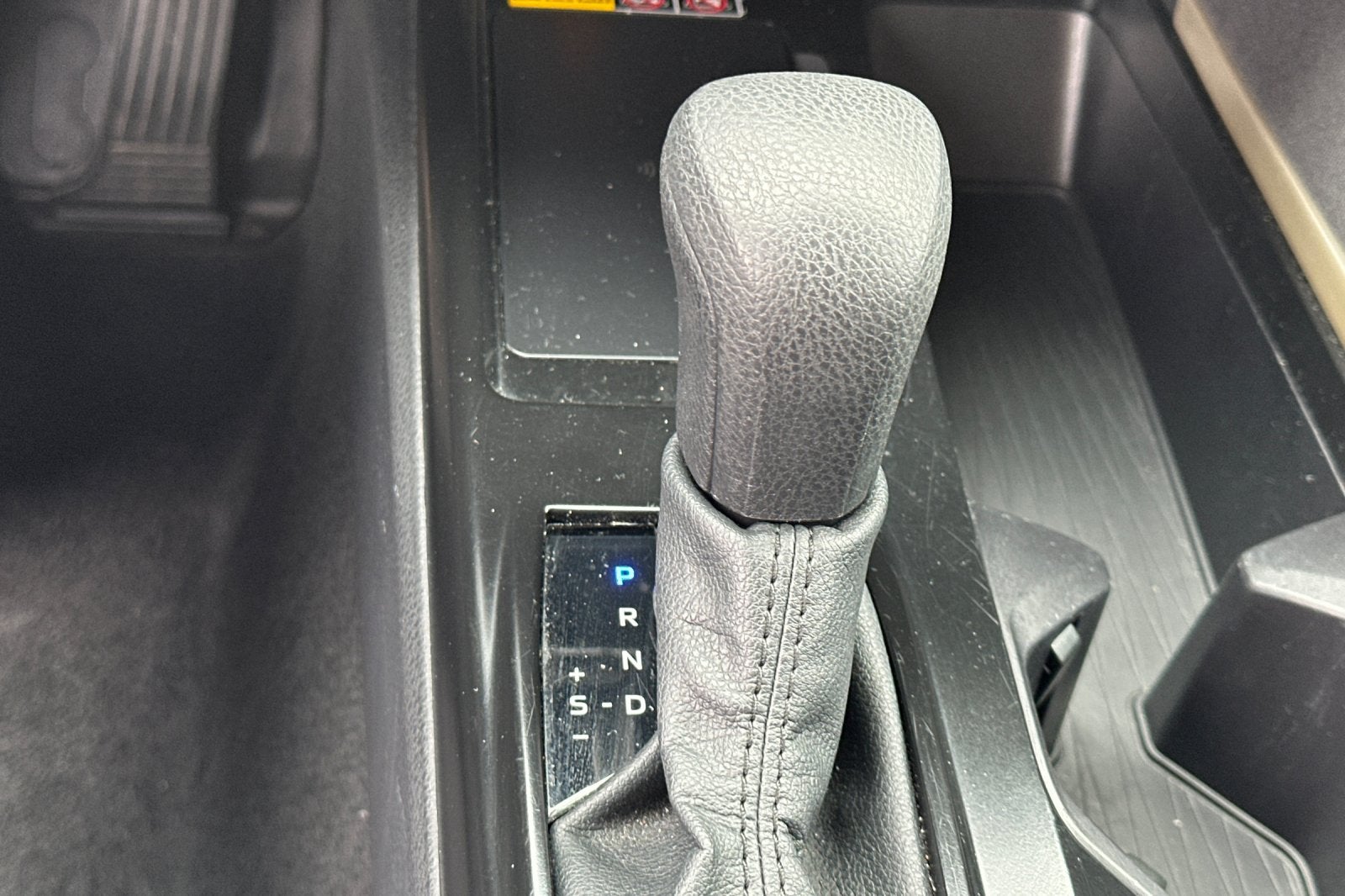 2025 Toyota Camry LE 4D Sedan