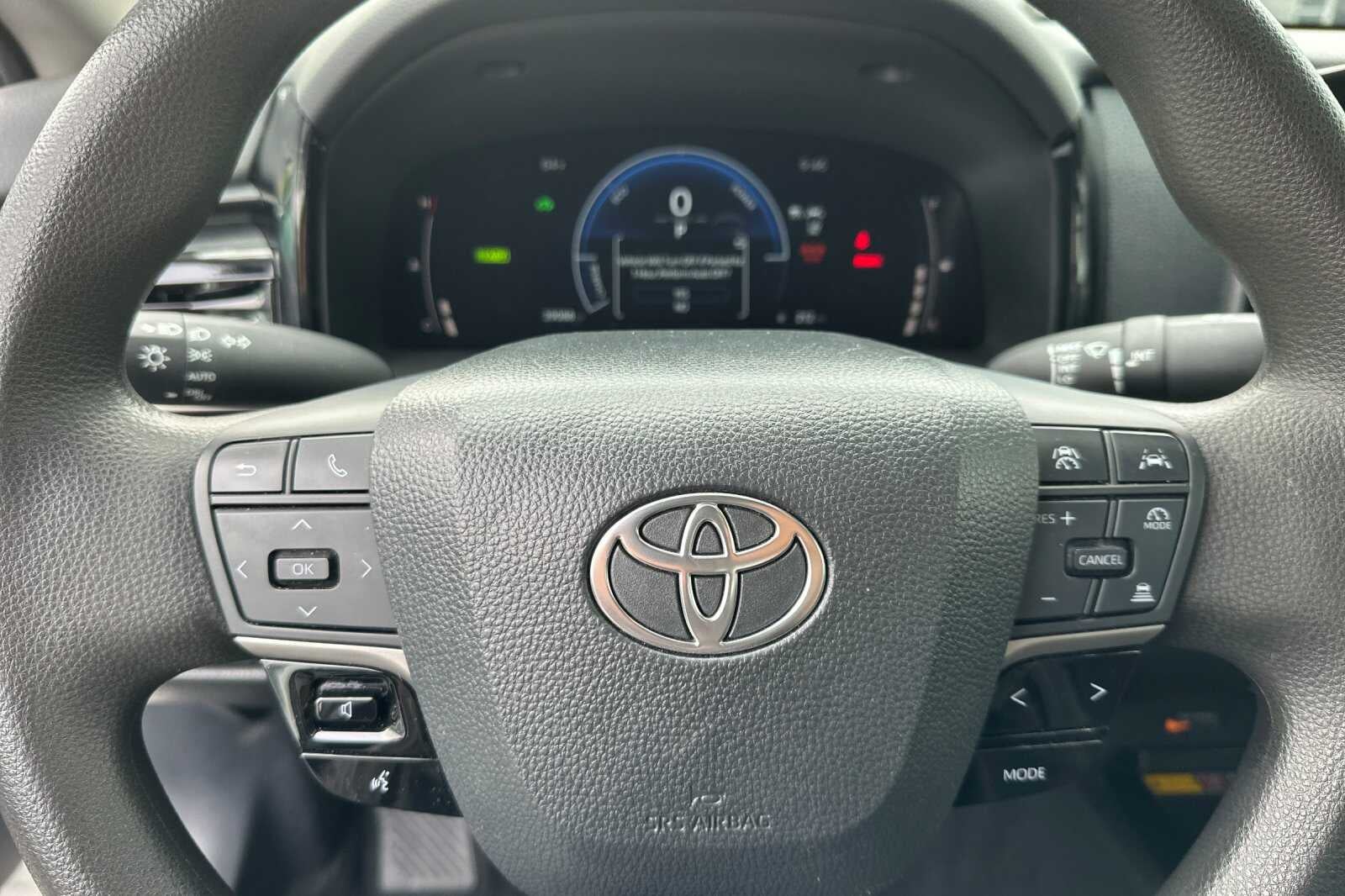 2025 Toyota Camry LE 4D Sedan