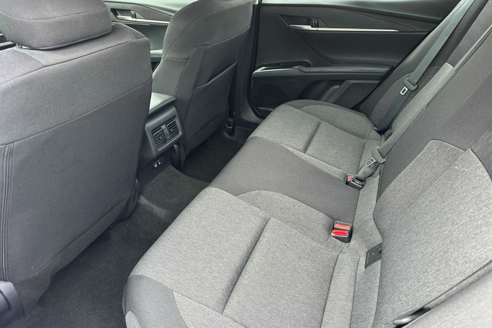 2025 Toyota Camry LE 4D Sedan