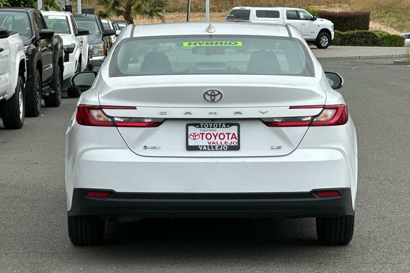 2025 Toyota Camry LE 4D Sedan
