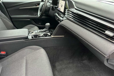 2025 Toyota Camry LE 4D Sedan