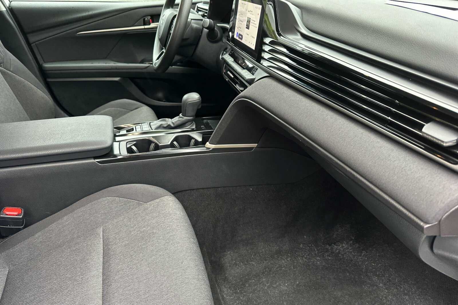 2025 Toyota Camry LE 4D Sedan