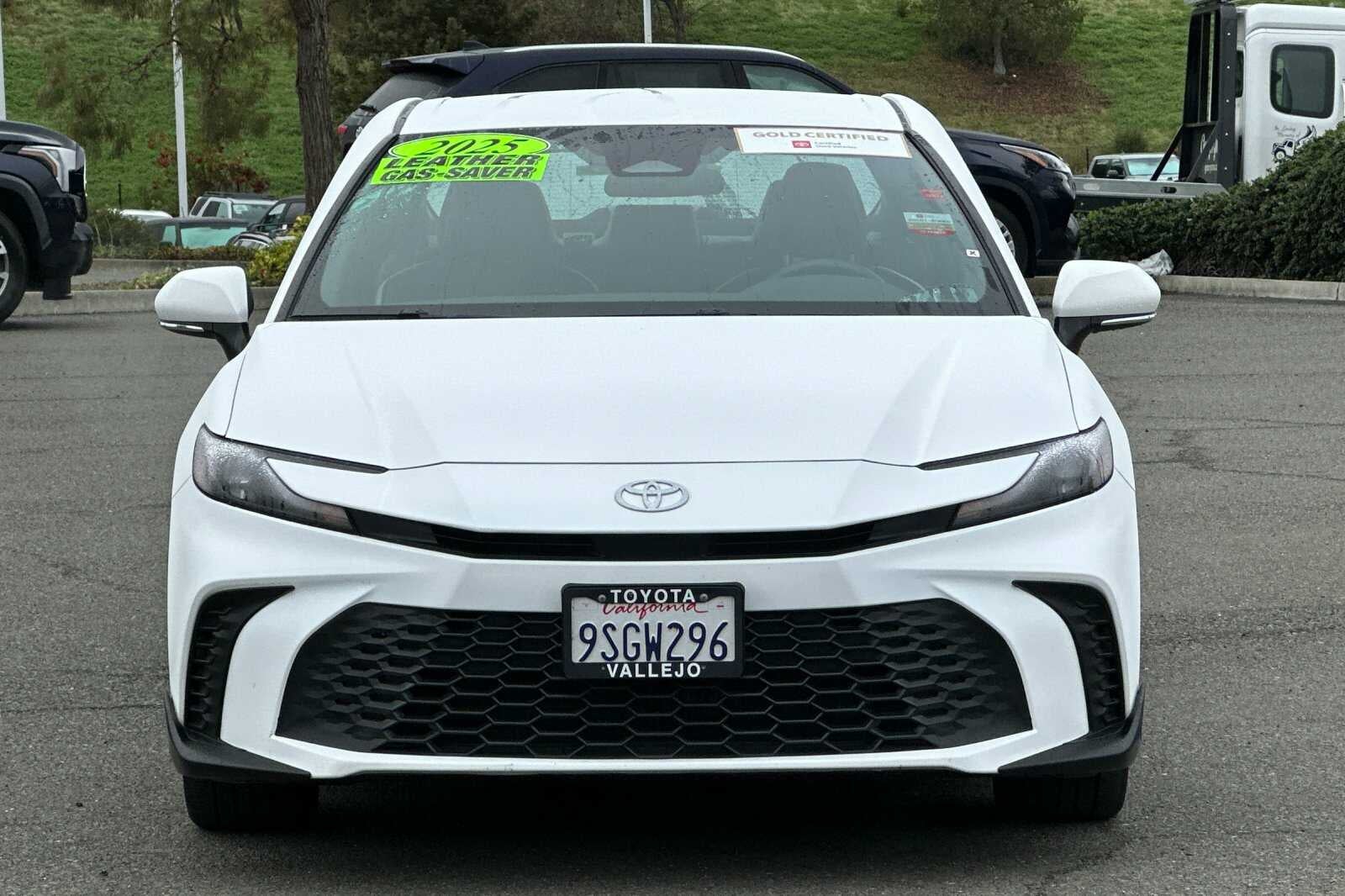 2025 Toyota Camry SE 4D Sedan