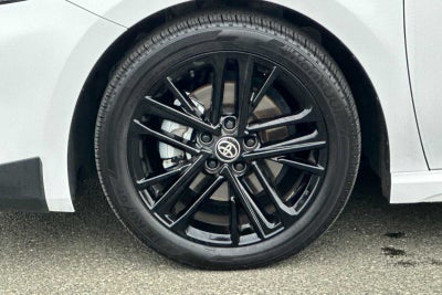 2025 Toyota Camry SE 4D Sedan