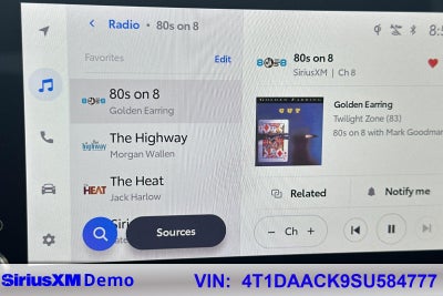 2025 Toyota Camry SE 4D Sedan