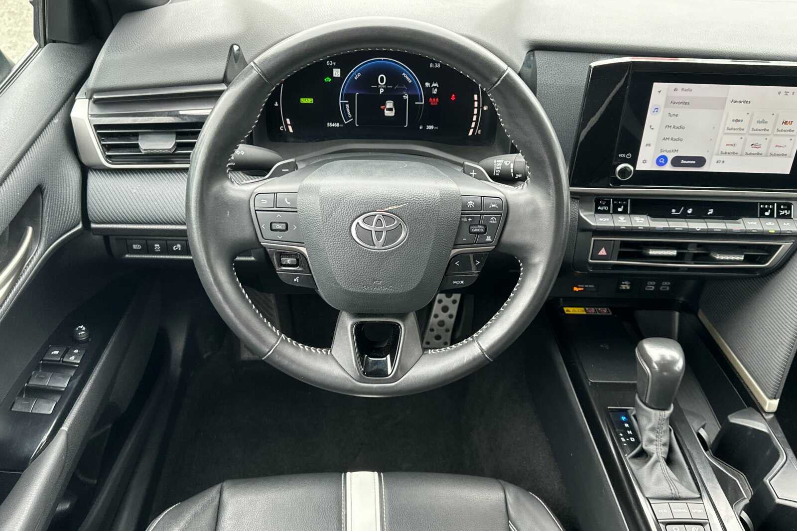 2025 Toyota Camry SE 4D Sedan