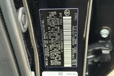 2025 Toyota Camry SE 4D Sedan