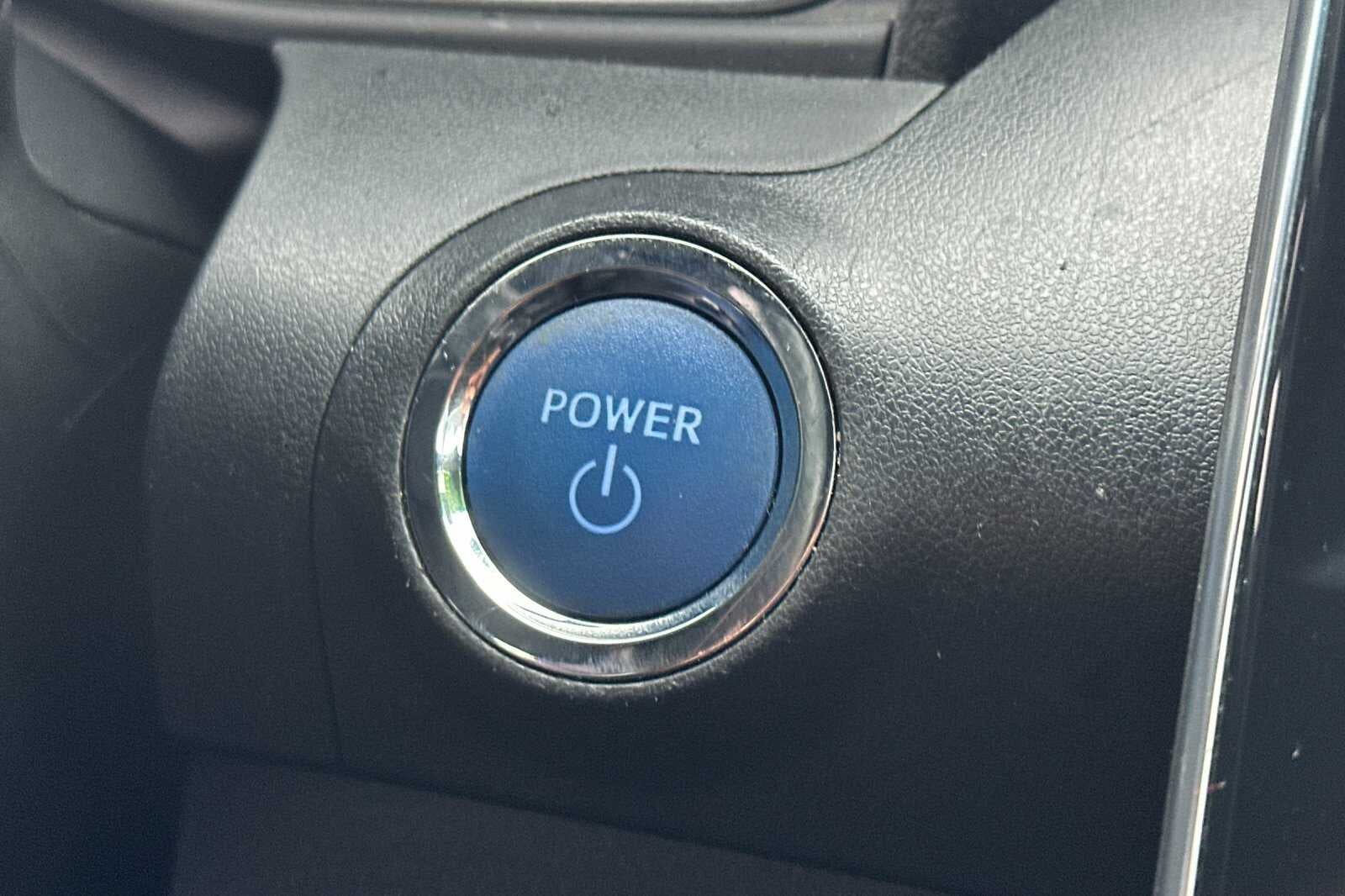 2022 Toyota Avalon Hybrid XSE Nightshade