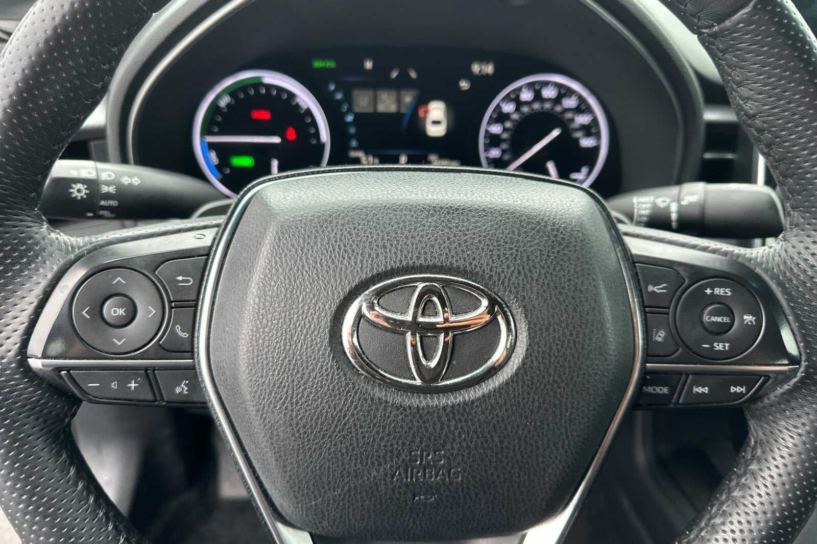 2022 Toyota Avalon Hybrid XSE Nightshade