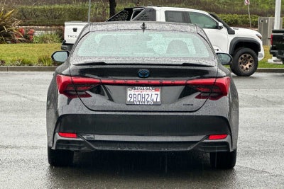 2022 Toyota Avalon Hybrid XSE Nightshade