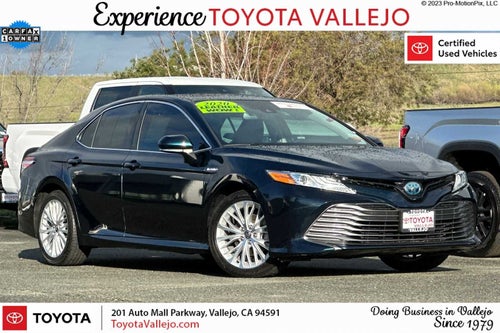 2020 Toyota Camry Hybrid XLE