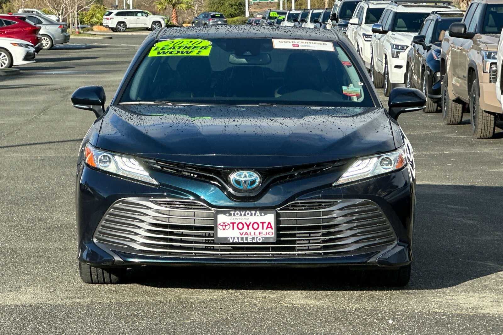 2020 Toyota Camry Hybrid XLE