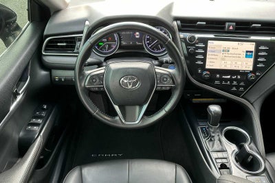 2020 Toyota Camry Hybrid XLE