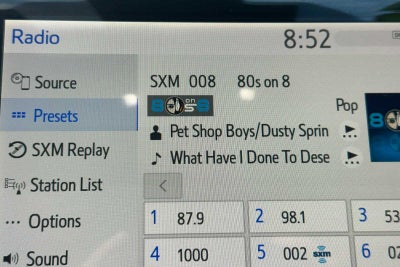 2020 Toyota Camry Hybrid XLE