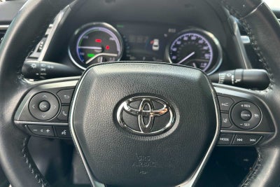 2020 Toyota Camry Hybrid XLE
