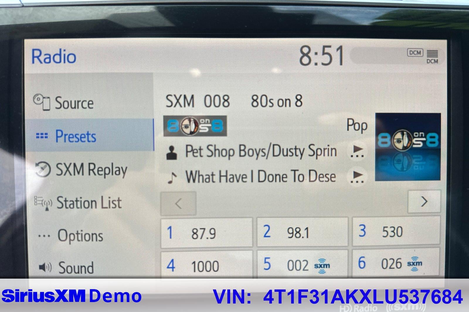 2020 Toyota Camry Hybrid XLE