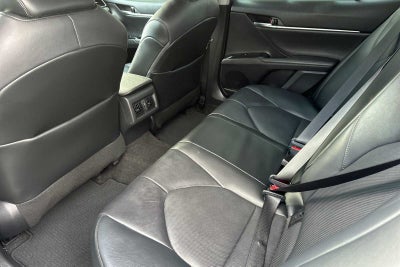 2020 Toyota Camry Hybrid XLE