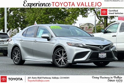 2021 Toyota Camry SE 4D Sedan