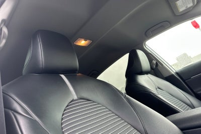 2021 Toyota Camry SE 4D Sedan