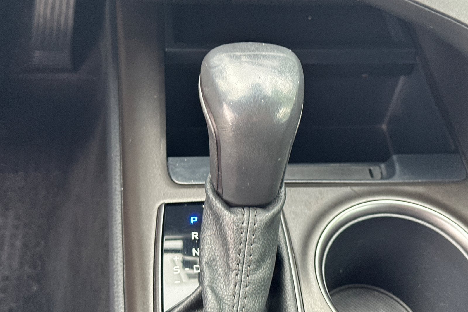 2021 Toyota Camry SE 4D Sedan