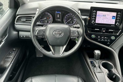 2021 Toyota Camry SE 4D Sedan