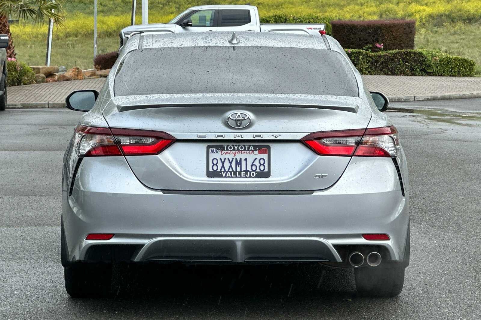 2021 Toyota Camry SE 4D Sedan