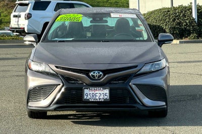 2022 Toyota Camry SE 4D Sedan