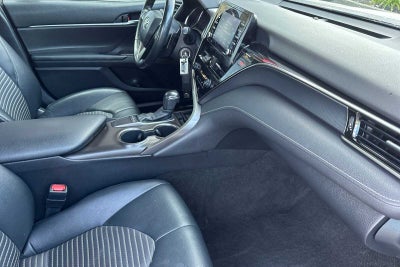 2022 Toyota Camry SE 4D Sedan
