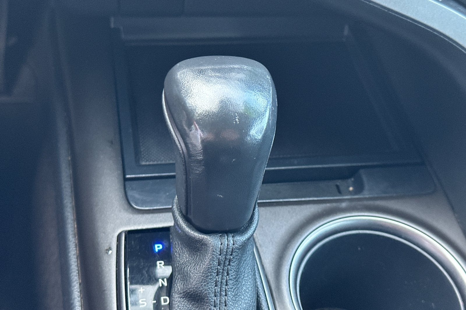 2022 Toyota Camry SE 4D Sedan