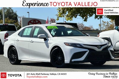 2021 Toyota Camry SE 4D Sedan