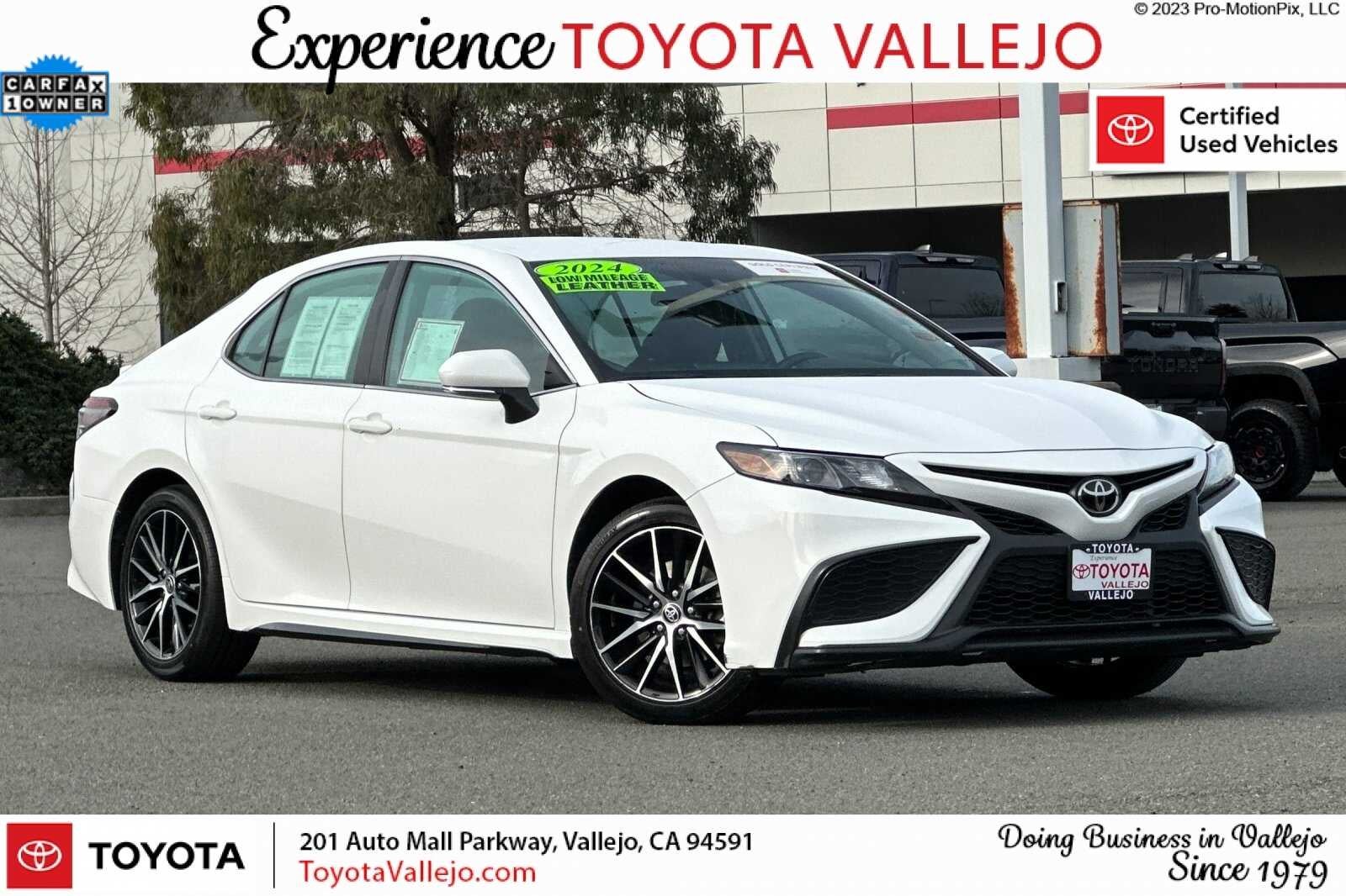 2024 Toyota Camry SE 4D Sedan