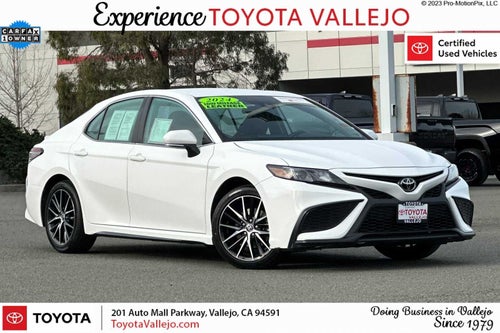 2024 Toyota Camry SE 4D Sedan
