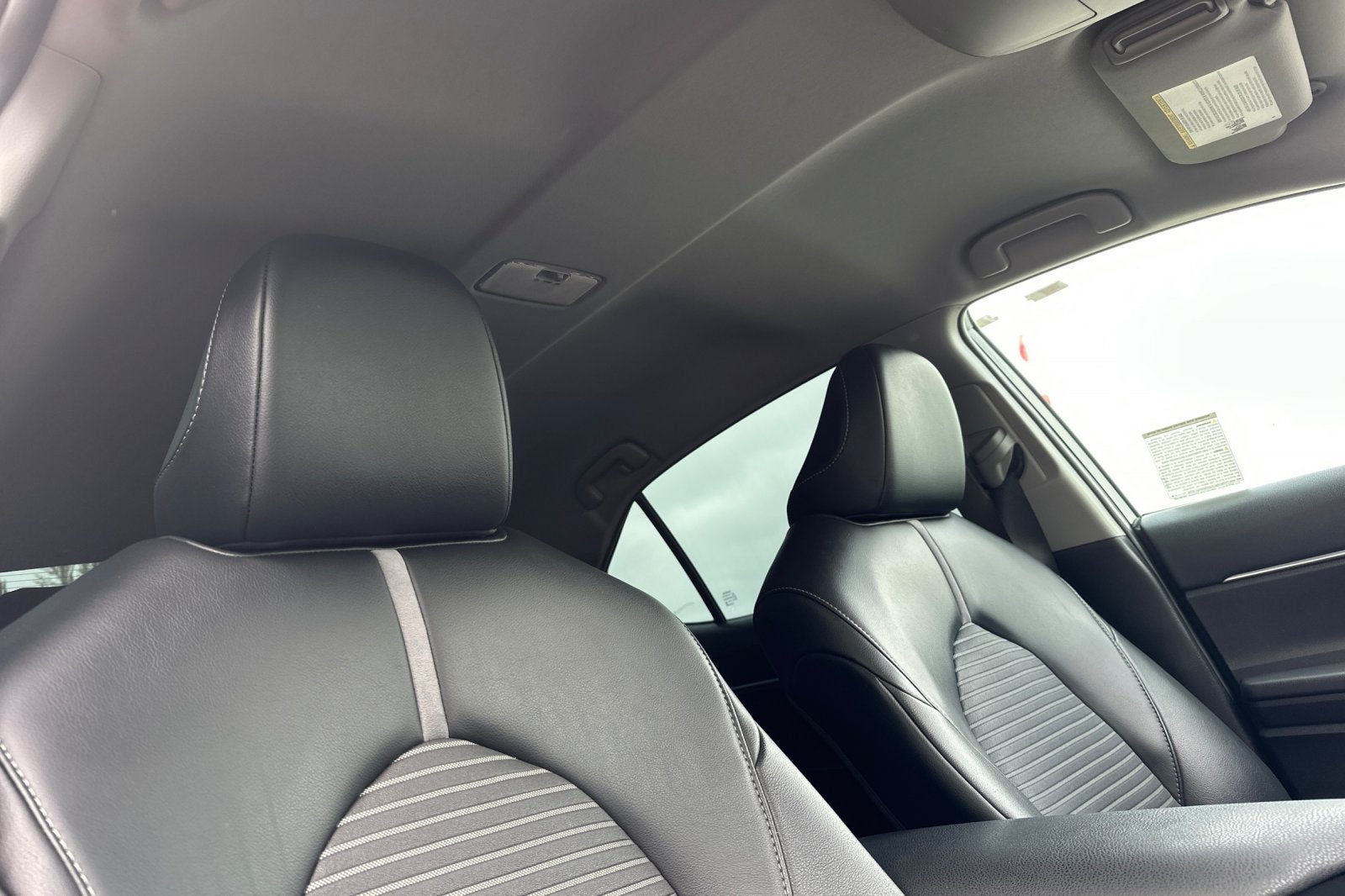 2023 Toyota Camry SE 4D Sedan