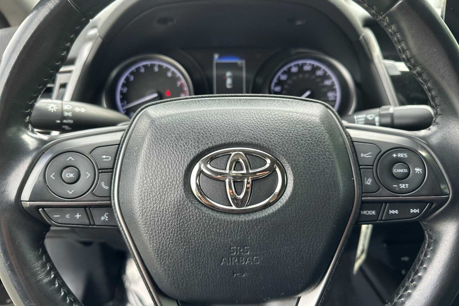 2023 Toyota Camry SE 4D Sedan
