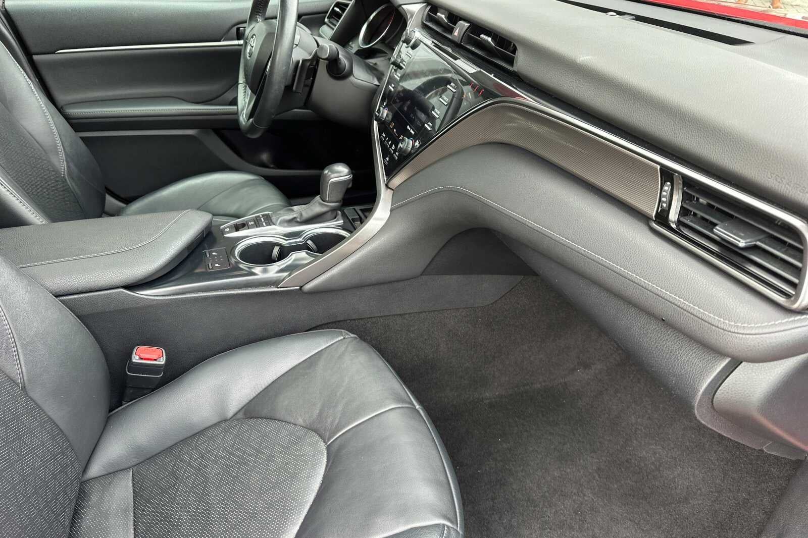 2020 Toyota Camry XSE