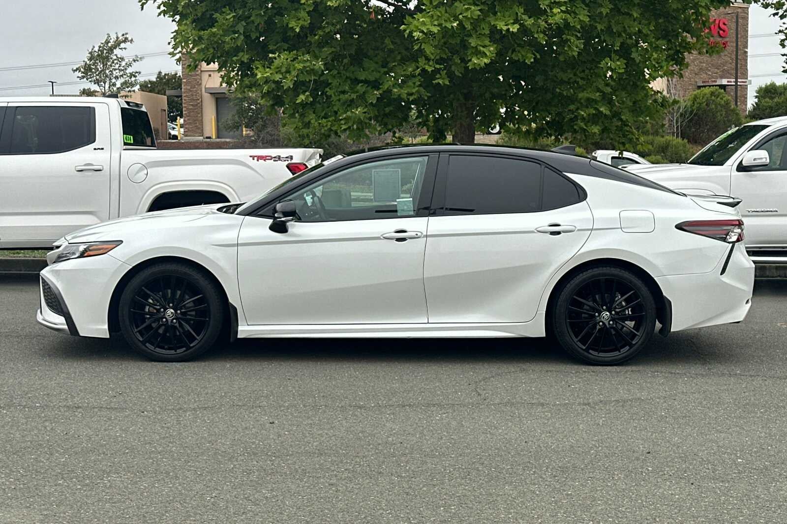 2022 Toyota Camry XSE V6 4D Sedan