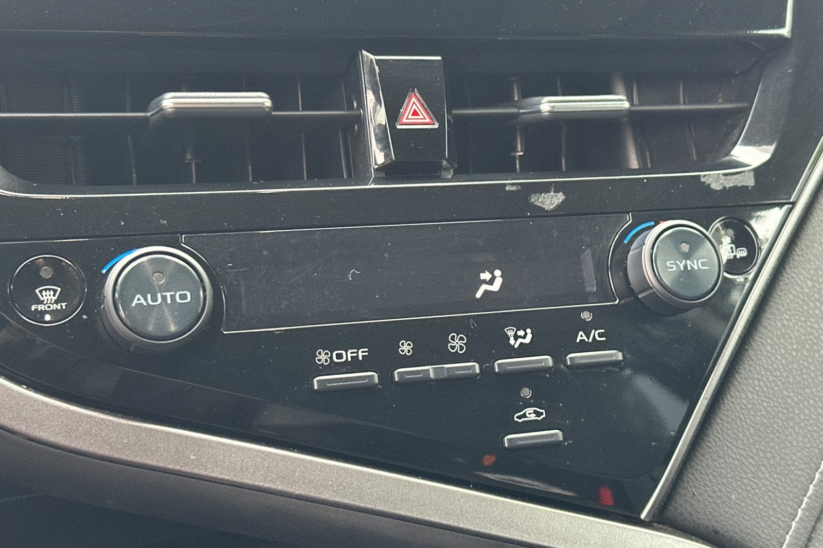 2022 Toyota Camry XSE V6 4D Sedan