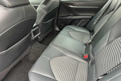 2020 Toyota Camry SE 4D Sedan