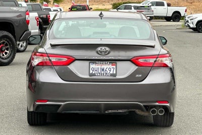 2020 Toyota Camry SE 4D Sedan