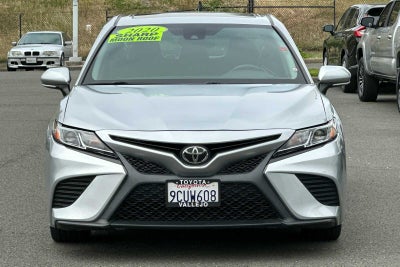 2020 Toyota Camry SE 4D Sedan