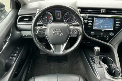 2020 Toyota Camry SE 4D Sedan