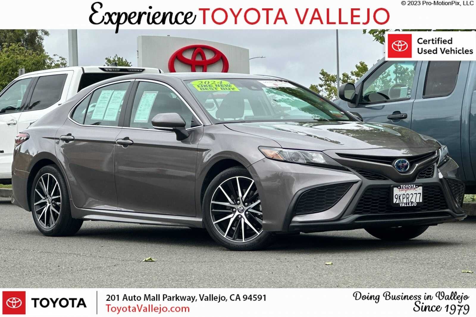 2024 Toyota Camry Hybrid SE 4D Sedan
