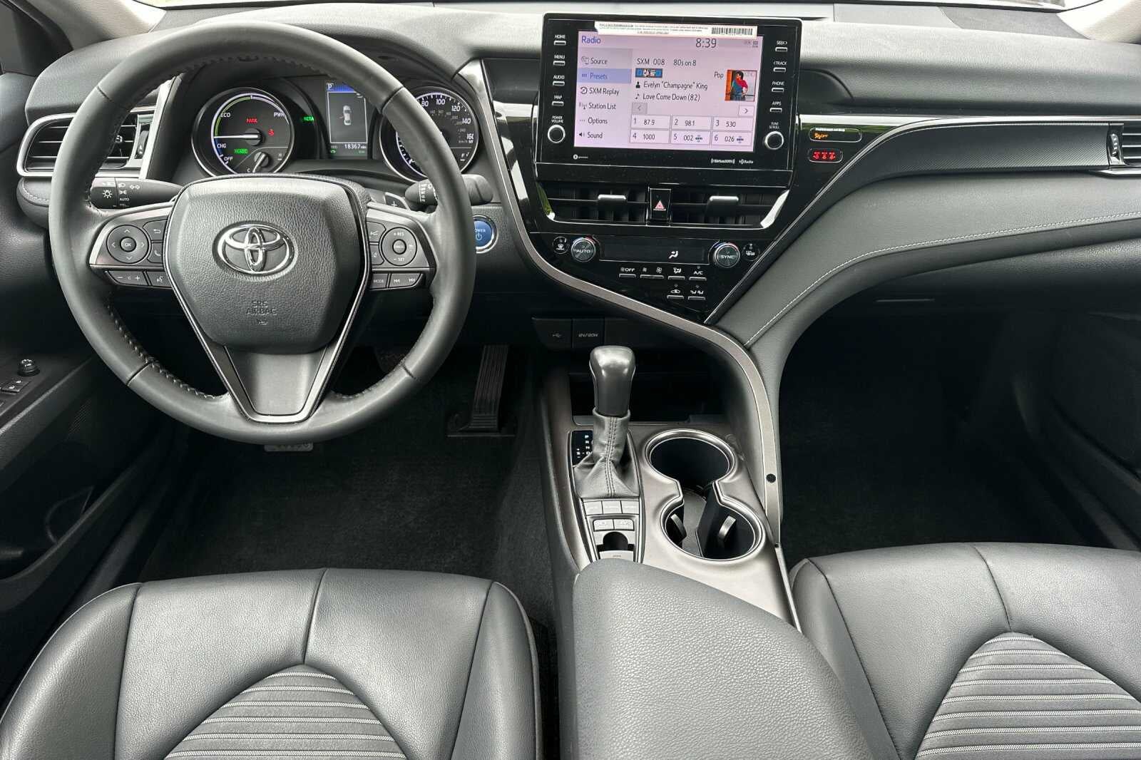 2024 Toyota Camry Hybrid SE 4D Sedan