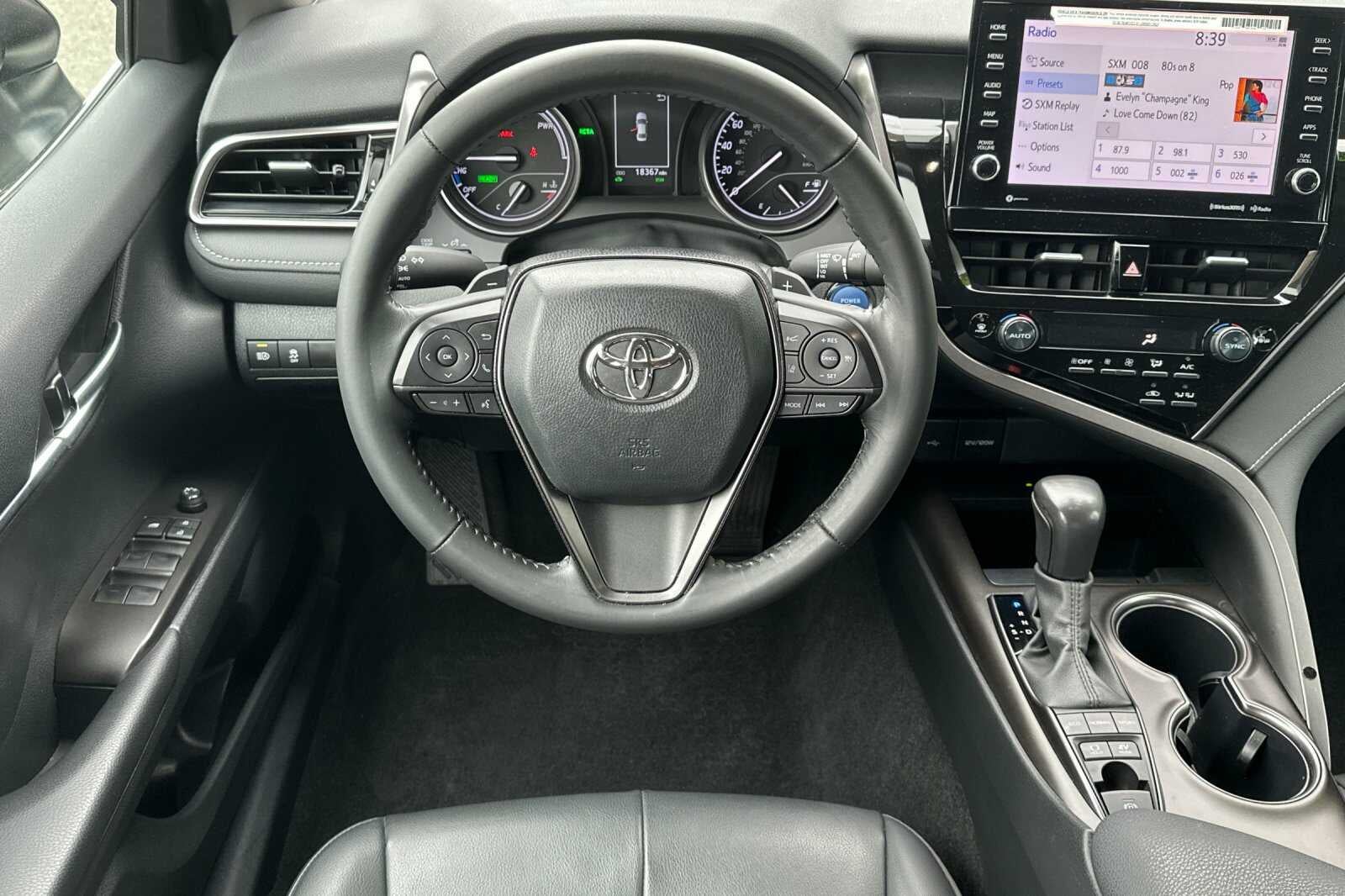 2024 Toyota Camry Hybrid SE 4D Sedan