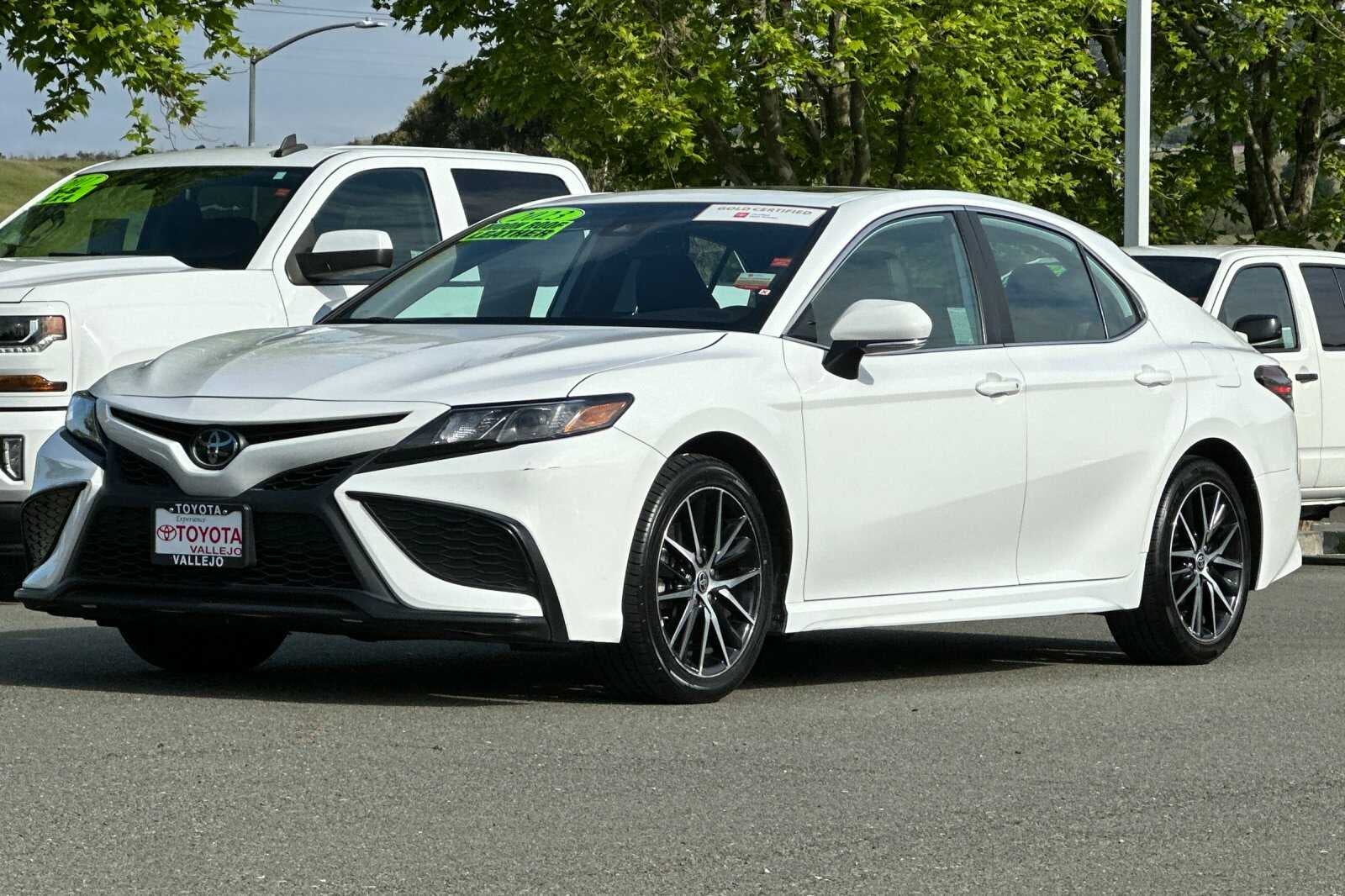2023 Toyota Camry SE 4D Sedan