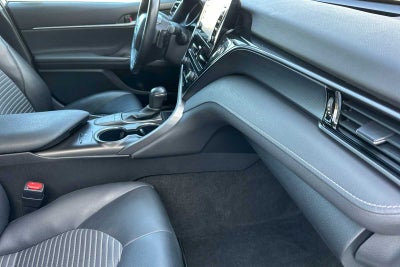 2023 Toyota Camry SE 4D Sedan